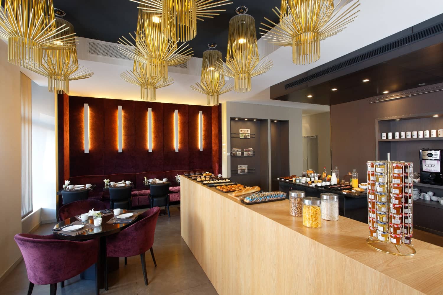 Pour bien commencer votre journée à Toulouse, nous vous proposons un délicieux petit déjeuner buffet.